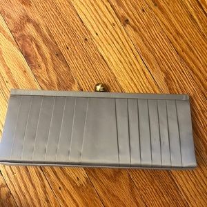 Sarah Jessica Parker clutch